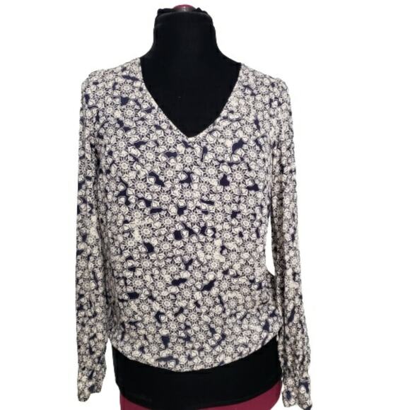 Lucky Brand Blue and White Long Sleeve V Neck Side Tie Blouson Top Small - Picture 1 of 12